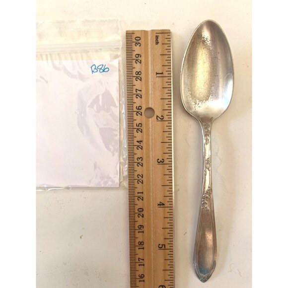 Vintage New England Silver Plate Teaspoon With Rose Pattern Design - 6 Inches - Picture 5 of 5